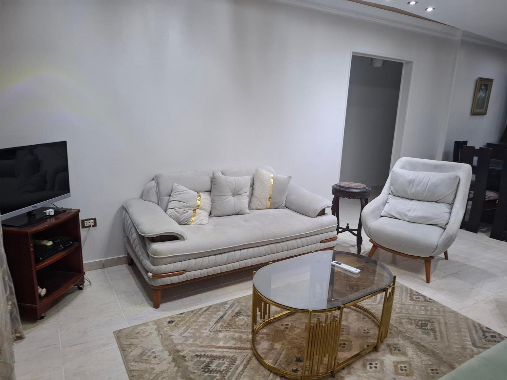 كمبوند سيتي تاورز برج الياسمين الواحه Apartment