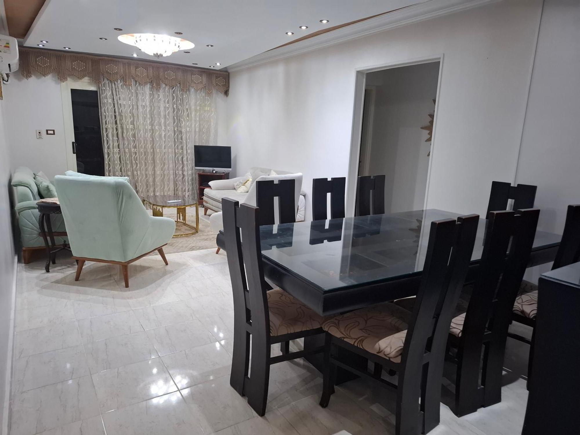 كمبوند سيتي تاورز برج الياسمين الواحه Apartment *